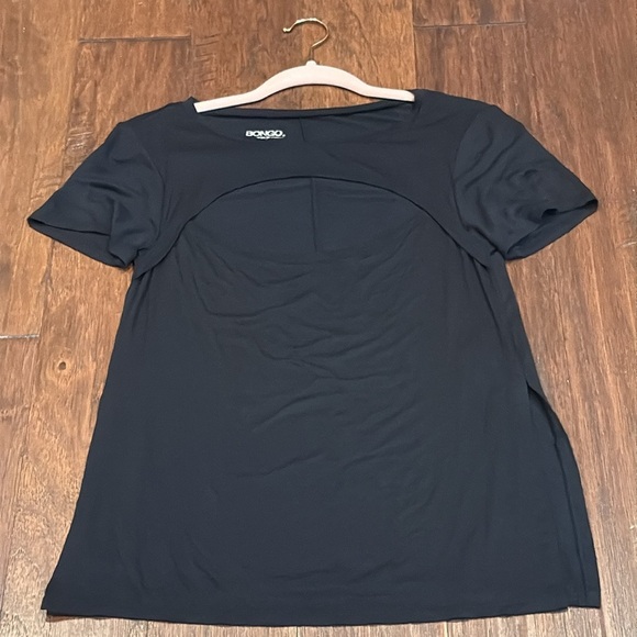 BRAND NEW! Medium Black BONGO Cut Out Front Short Sleeve Women's Tee - Picture 1 of 9